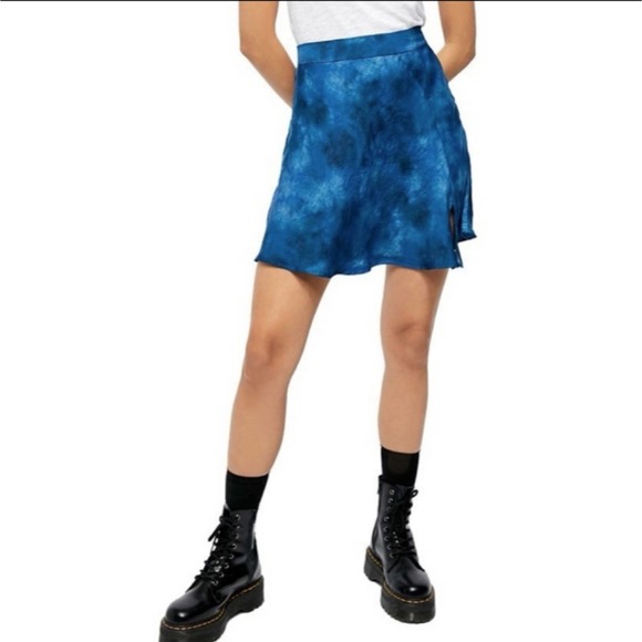 Free People Martine Flirt Tie Dye (Size 2) ‼️NWT‼️ - Picture 2 of 8